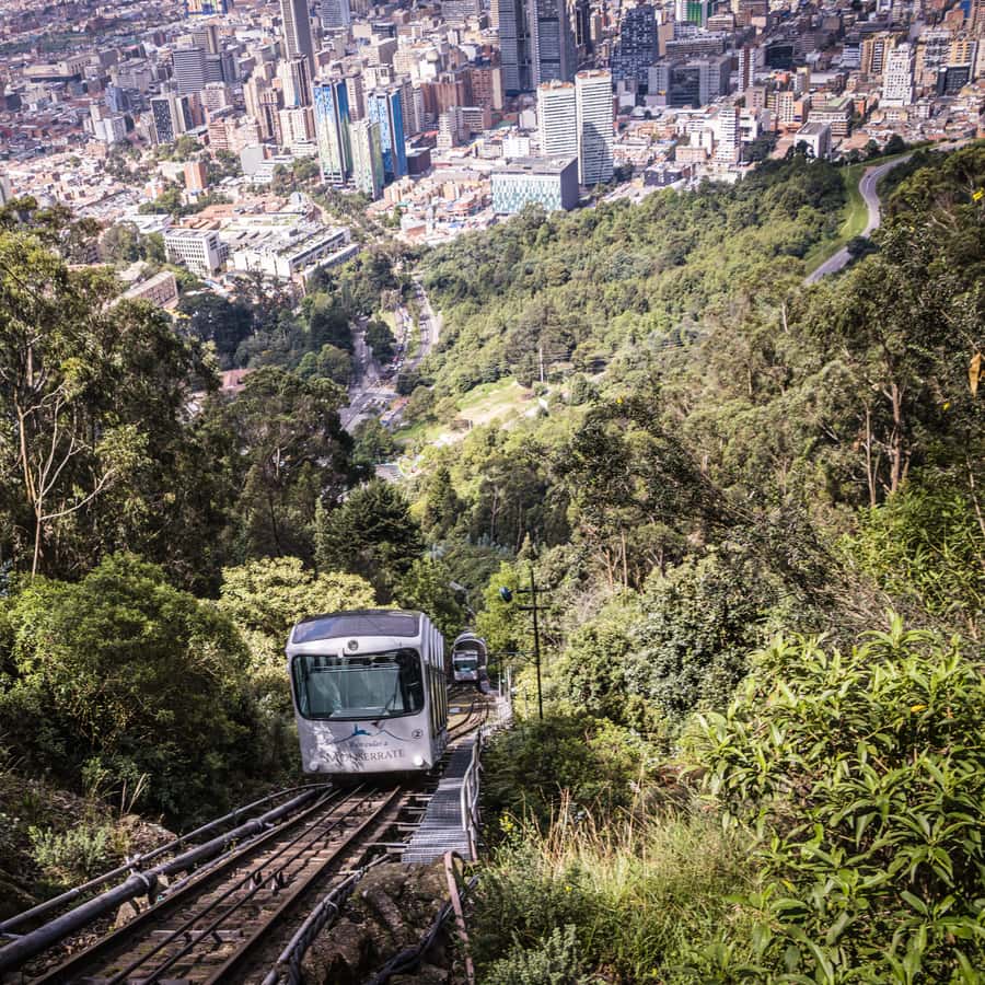 Colagem de mídia