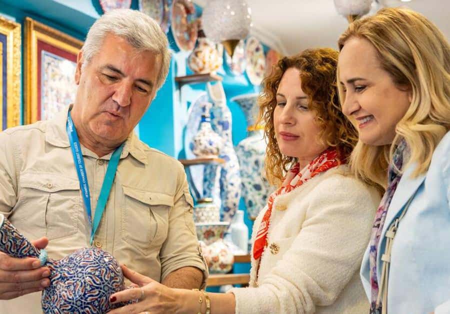 Tour privado de compras de alfombras con un experto en el Gran