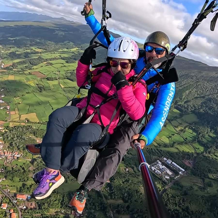 Colagem de mídia