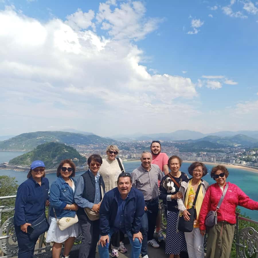 Colagem de mídia