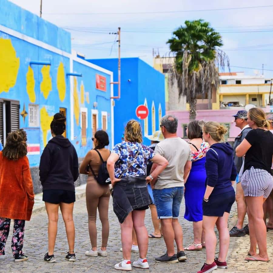 Colagem de mídia