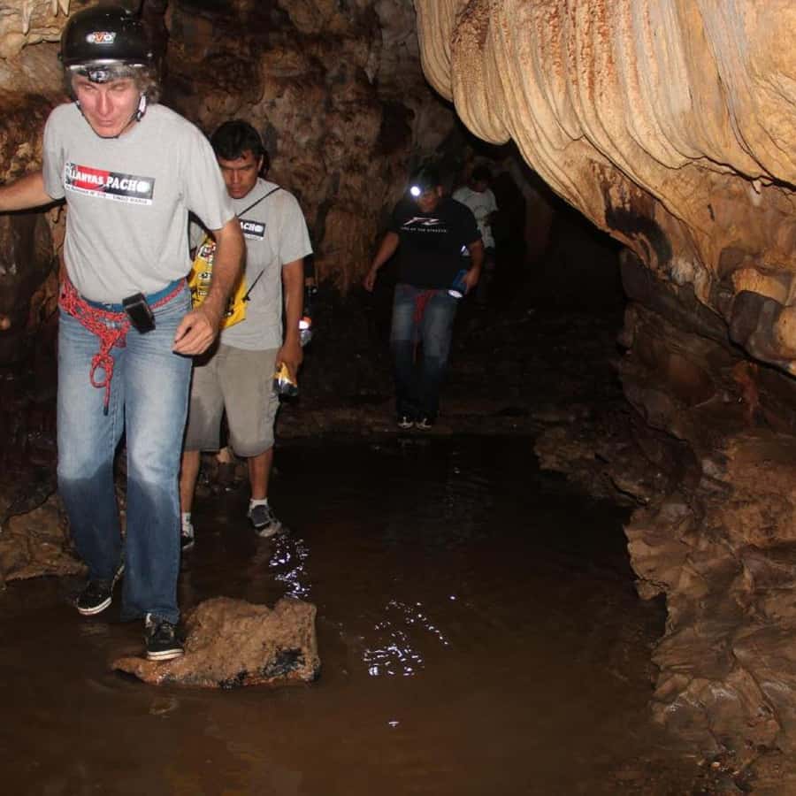 Mantle Cave Adventure - Exploring Nature's Secrets