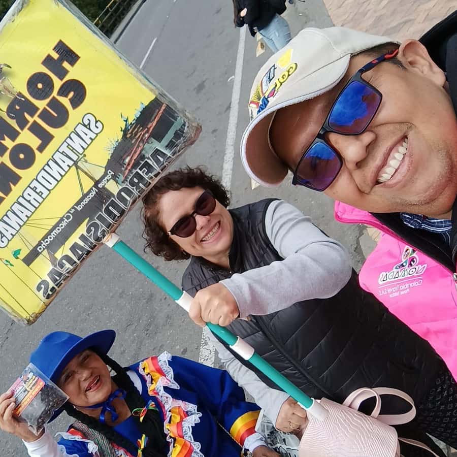 Colagem de mídia