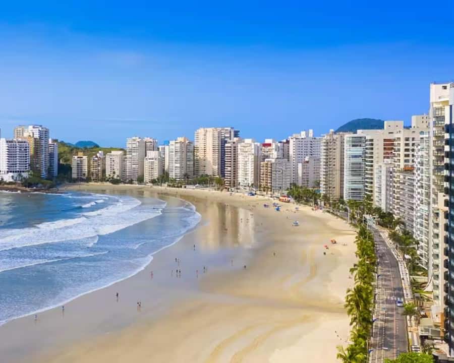 Colagem de mídia