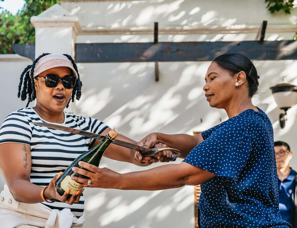 From Cape Town: 3 Regions Wine Tour with 3 Estates, 15 Wines