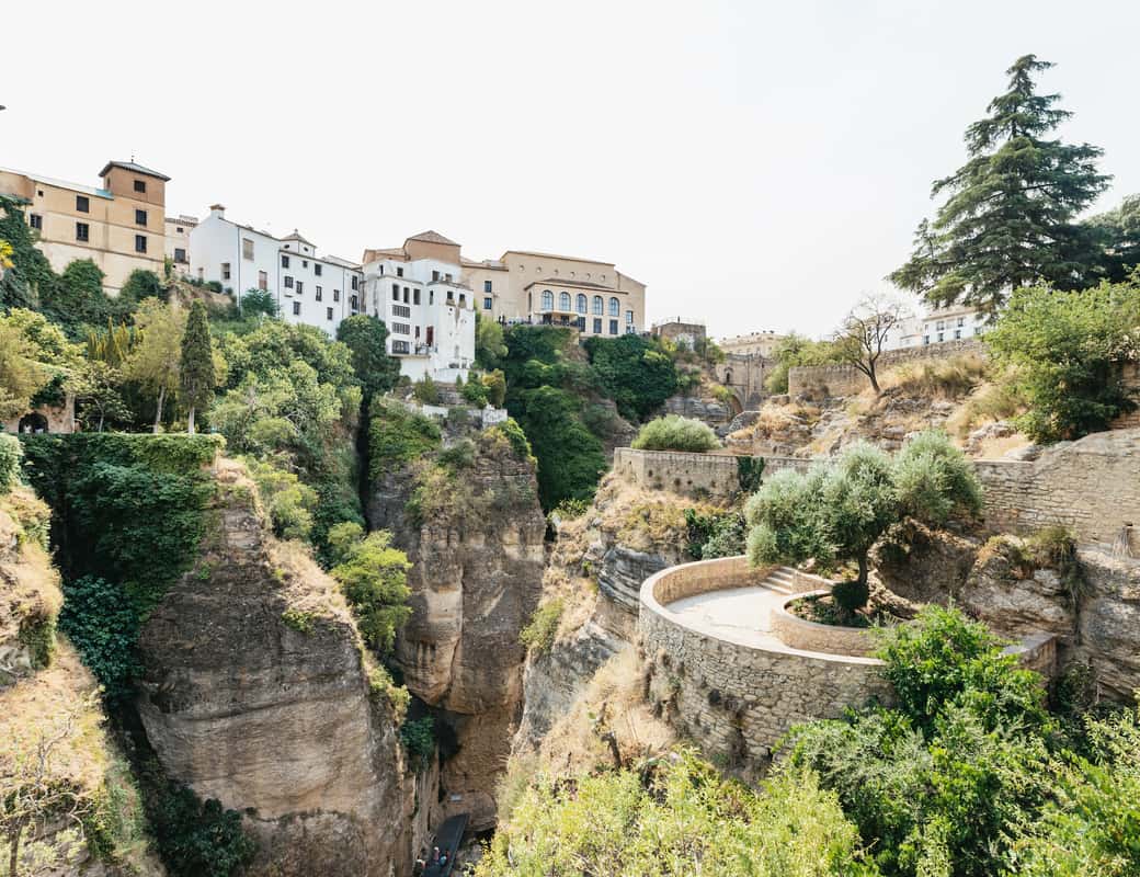 Uitzicht op Ronda en brug over de kloof