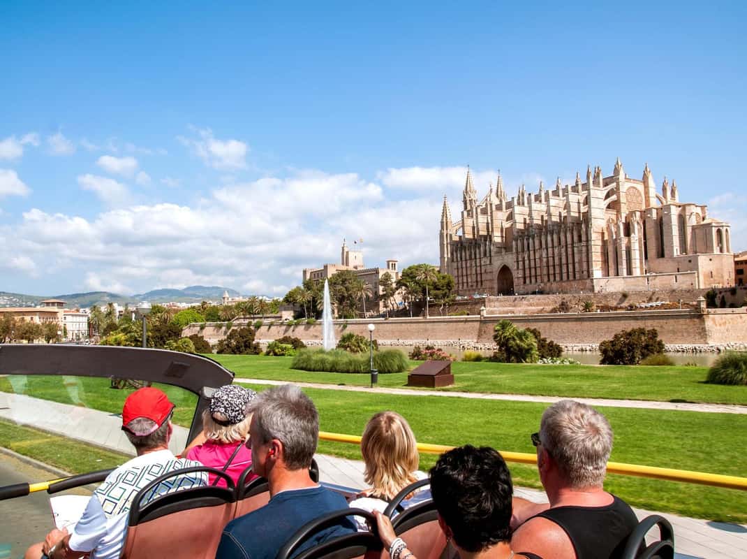 Hop-on-hop-off-bus in Palma de Mallorca