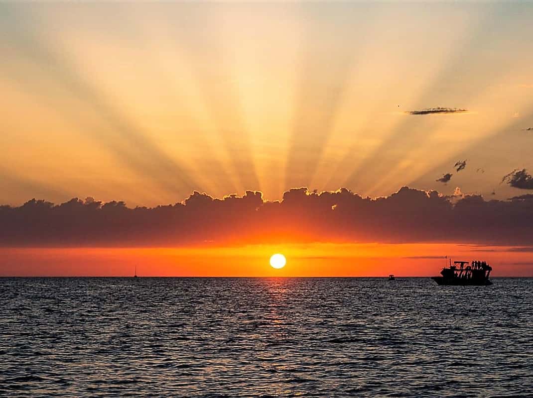 Zonsondergangcruise met snorkelen bij Ibiza