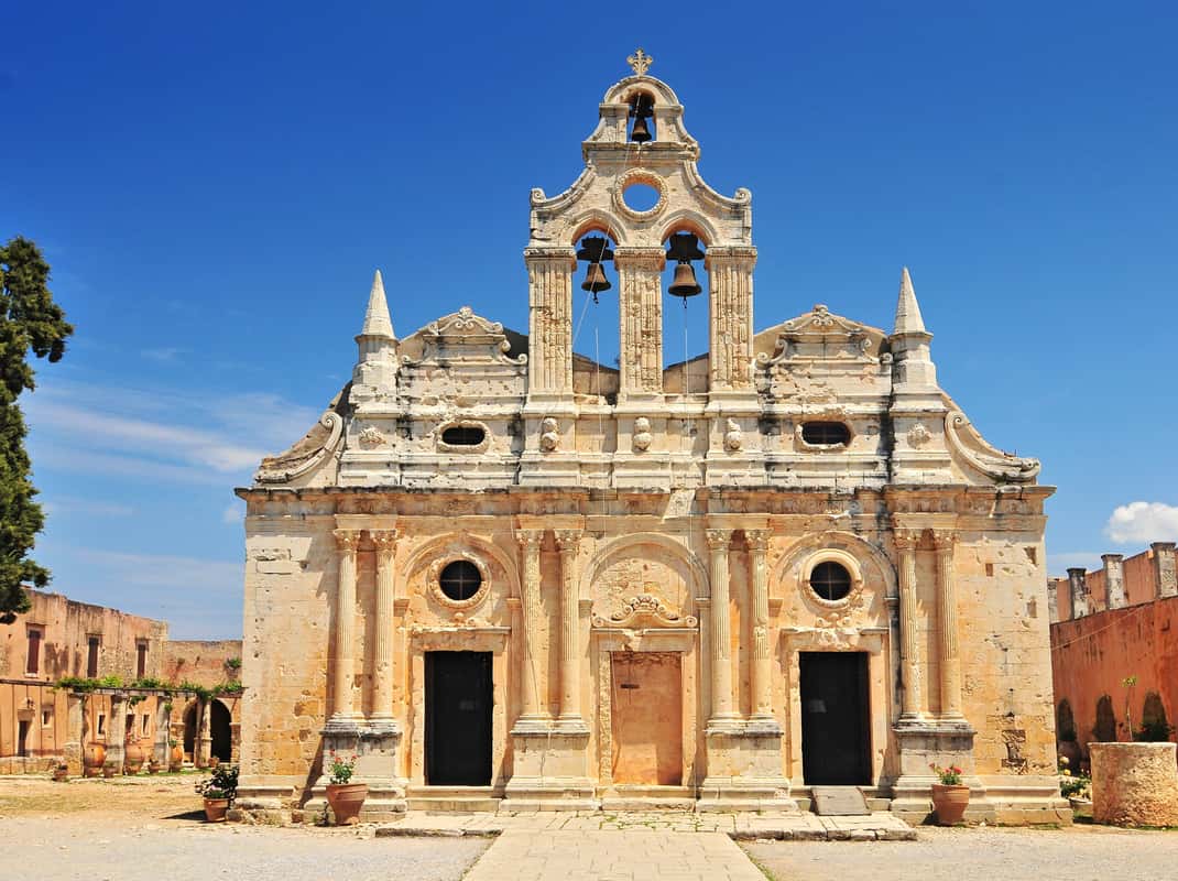 Rethymno: Melidoni Cave and Arkadi Monastery