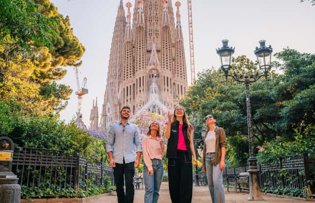 image n.1 of Sagrada Familia with Official Guide & Fast-Track Entry activity in Barcelona, uploaded by supplier