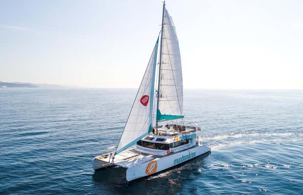 imagen n.º 1 de Málaga: Crucero en Catamarán a Vela con Baño y DJ Opcional actividad en Málaga, subida por el proveedor