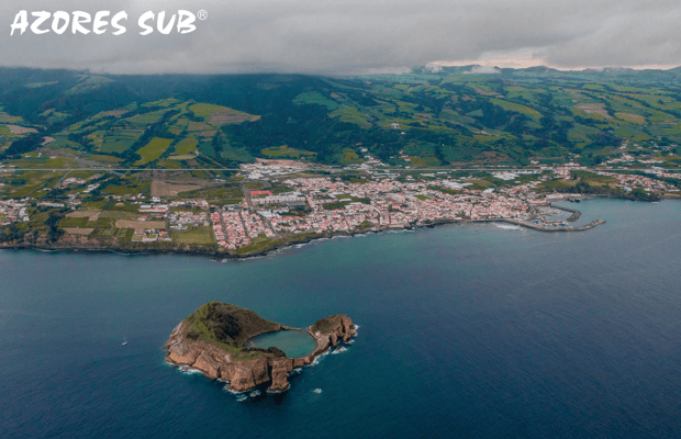 bilde nr.1 av Båttur rundt øya Vila Franca do Campo på Azorene aktivitet i Azorene, lastet opp av leverandør