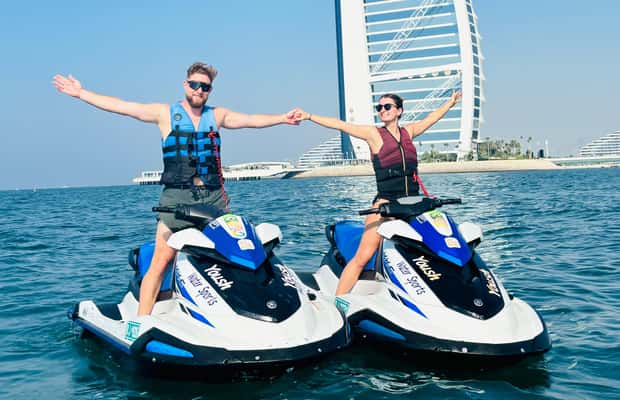 afbeelding n.1 van Dubai: Jet Ski Tour van Burj Al Arab met foto's activiteit in Dubai, geüpload door aanbieder