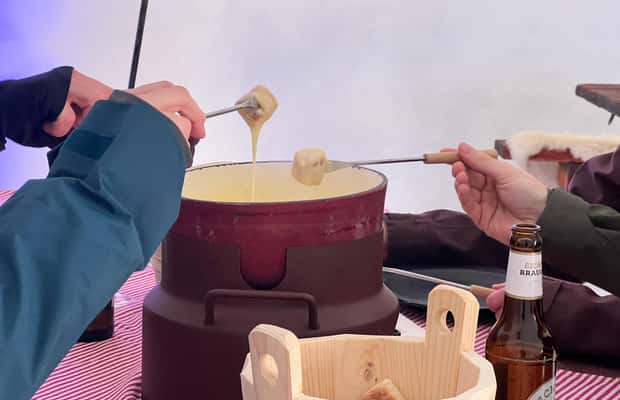 imagen n.º 1 de Zúrich: Viaje a Lucerna, Fondue en Iglú y Opción Titlis Rotair actividad en Engelberg, subida por el proveedor