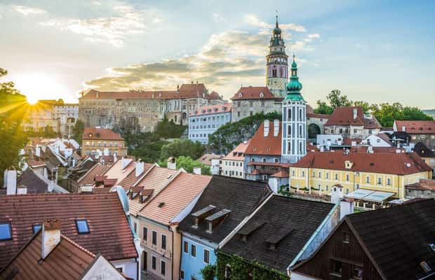 imagem n.1 de Praga: Traslado para Viena via a fabulosa Cesky Krumlov atividade em República Tcheca, carregada pelo fornecedor