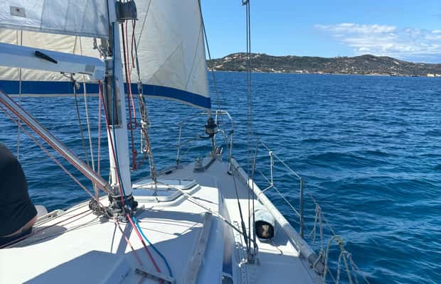 Immagine nº 1 di Da Palau:Tour in barca a vela nell'Arcipelago La Maddalena attività a Sardegna, caricata dal fornitore