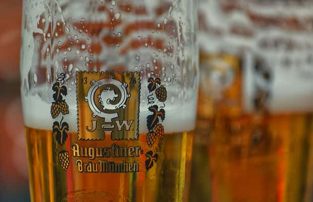 imagem n.1 de Colónia e Düsseldorf: Visita guiada privada ao chocolate e à cerveja atividade em Colônia, Alemanha, carregada pelo fornecedor
