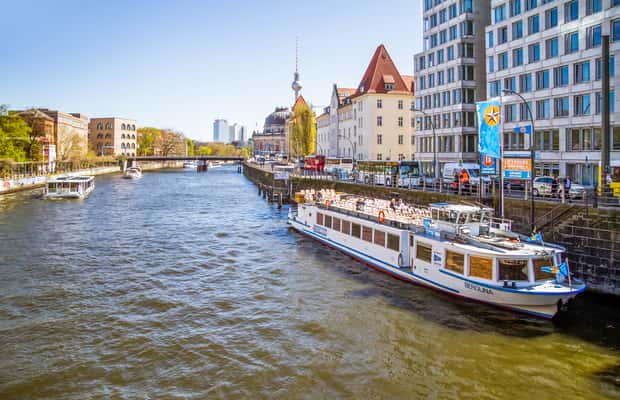 bilde nr.1 av Berlin: Båttur langs elven Spree aktivitet i Berlin, lastet opp av leverandør