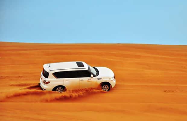 Immagine nº 1 di Safari nel deserto con cena VIP-BBQ e quad bike opzionale attività a Mascate, caricata dal fornitore