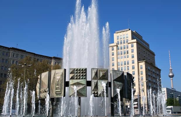 bild nr.1 av Berlin - Karl-Marx-Allee Karl-Marx-Allee 2-timmars rundtur aktivitet i Berlin, uppladdad av arrangören
