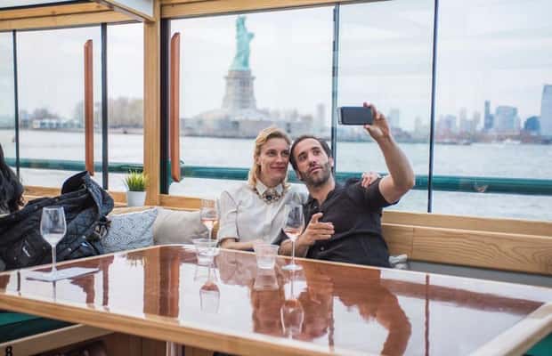 image n.1 of Manhattan: Statue and Skyline Cruise Aboard a Luxury Yacht activity in New York City, uploaded by supplier