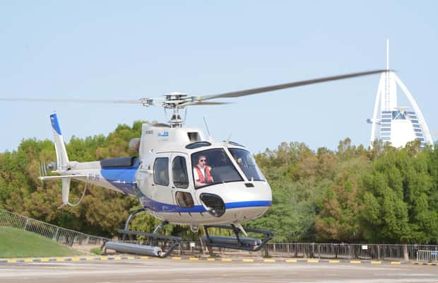 Bild Nr. 1 von Dubai: 30-minütige Tour mit dem Hubschrauber über die Landschaft Aktivität in Dubai, hochgeladen vom Anbieter