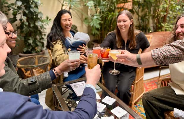 зображення №1 активності «Секрети Лондона: екскурсія по Ковент-Гардену та ресторану Rules» в такій локації: Лондон, завантажене постачальником