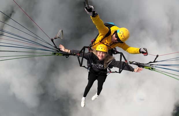 Bild Nr. 1 von Neustift im Stubaital: Tandem-Gleitschirmflug mit Panoramablick Aktivität in Tirol, hochgeladen vom Anbieter