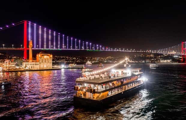 bild nr.1 av Istanbul: Middagskryssning på Bosporen med turkisk nattföreställning aktivitet i Istanbul, uppladdad av arrangören