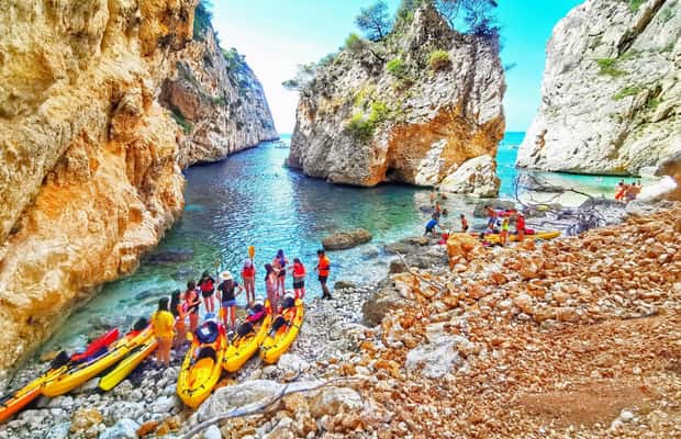 Image N°1 de Jávea : Excursion en kayak à Granadella activité à Xàbia, publiée par le prestataire