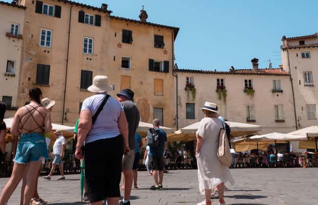 image n.1 of From Livorno Cruise Port: Bus Transfer to Pisa and Lucca activity in Livorno, uploaded by supplier