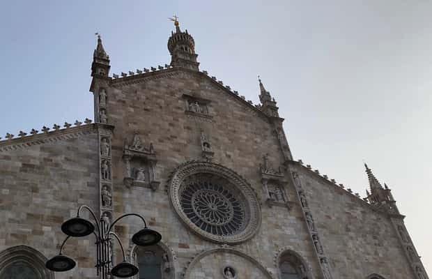 Immagine nº 1 di Lago di Como: Tour guidato a piedi - Centro di Como attività a Lombardia, caricata dal fornitore