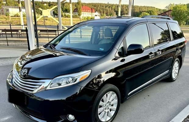 image n.1 of Warsaw Chopin or Modlin Airport transfer to Warsaw (1-5 pax) activity in Warsaw, uploaded by supplier