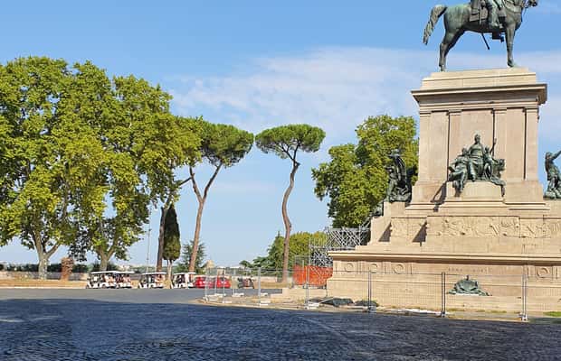 Image N°1 de Rome : visite des sites incontournables en voiturette de golf avec pizza et glace activité à Rome, publiée par le prestataire