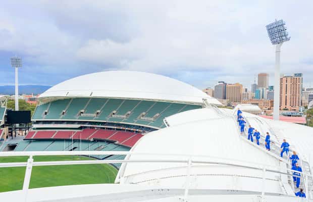 imagen n.º 1 de Adelaida: Experiencia de escalada en la azotea del Adelaide Oval actividad en Adelaida, subida por el proveedor