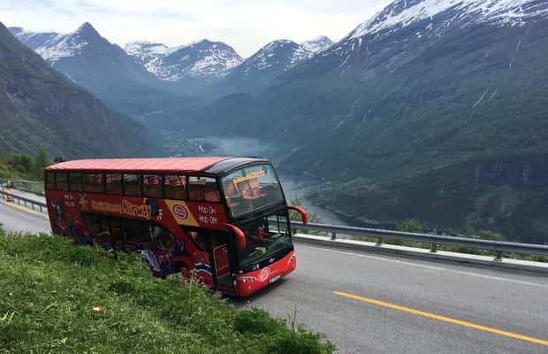 Bild Nr. 1 von Geiranger: Stadtbesichtigung Hop-On/Hop-Off-Bustour Aktivität in Geiranger, hochgeladen vom Anbieter
