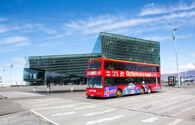 bild nr.1 av Reykjavik: Stadsvandring med sightseeing med hop-on hop-off-buss aktivitet i Reykjavik, uppladdad av arrangören