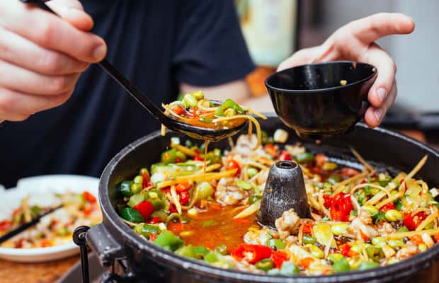 Image N°1 de Singapour : visite gastronomique privée – 10 dégustations avec des locaux activité à Singapour, publiée par le prestataire