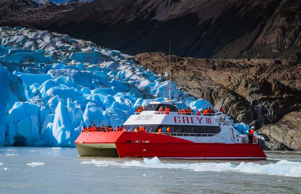 imagem n.1 de Desde Puerto Natales: Excursão ao Glaciar Grey atividade em Puerto Natales, carregada pelo fornecedor
