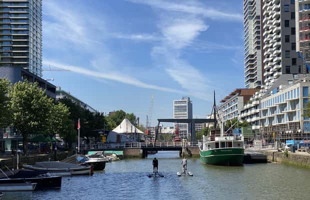 billede nr.1 af aktiviteten Schiller Water Bike Rental i Maritime District Rotterdam i Rotterdam, uploadet af udbyder
