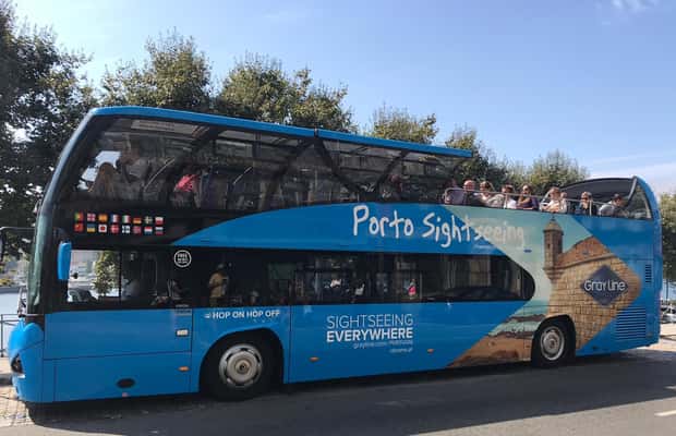 Bild Nr. 1 von Porto: Hop-On/Hop-Off-Bus mit optionaler Kreuzfahrt und Weinkeller Aktivität in Porto, hochgeladen vom Anbieter
