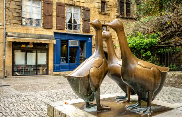 image n.1 of Sarlat Gourmet Tour & Market Visit with Tastings activity in Sarlat-la-Canéda, uploaded by supplier