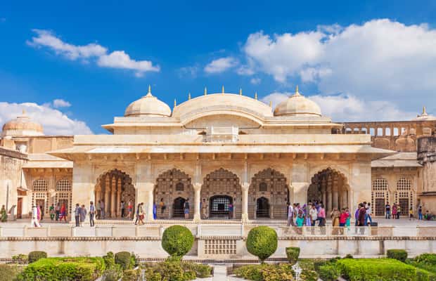 image n.1 of Jaipur Amer Fort, Jal Mahal & Stepwell Private Half-Day Tour activity in Jaipur, uploaded by supplier