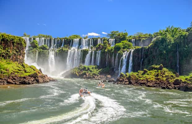 image n.1 of From Foz do Iguaçu: Argentinian Iguazu Falls with Boat Ride activity in Puerto Iguazu, uploaded by supplier