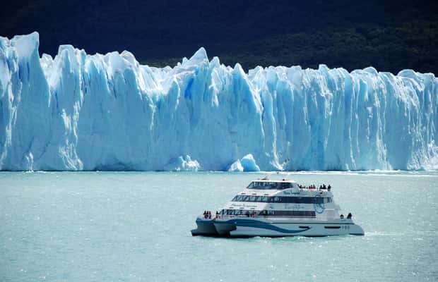 image n.1 of El Calafate: Glaciers Gourmet Experience - Full Day Cruise activity in Santa Cruz Province, uploaded by supplier