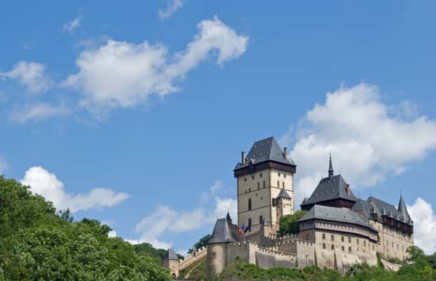 Immagine nº 1 di Praga: Tour guidato del Castello di Karlštejn con biglietto d'ingresso attività a Karlštejn, caricata dal fornitore