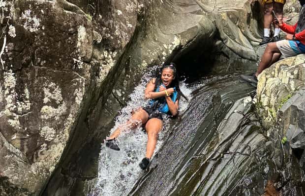 billede nr.1 af aktiviteten Fajardo: El Yunque-vandrutschebane, vandfald og rebgyngetur i Río Grande, Puerto Rico, uploadet af udbyder