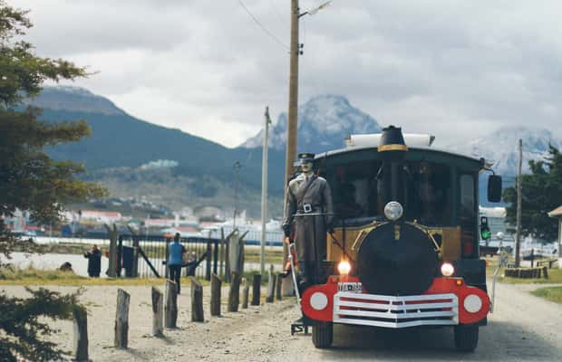 imagem n.1 de Ushuaia: City Tour Panorâmico de Trem atividade em Ushuaia, carregada pelo fornecedor
