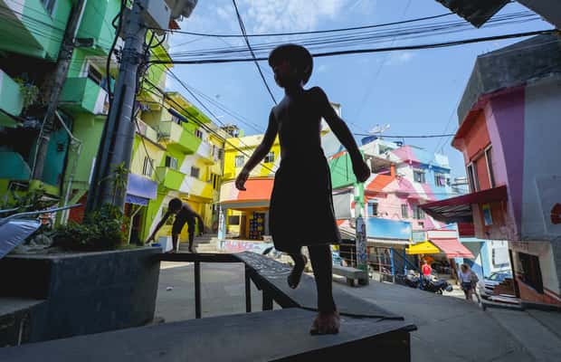 imagen n.º 1 de Río de Janeiro: Visita a la Favela de Santa Marta con un guía local actividad en Río de Janeiro, subida por el proveedor
