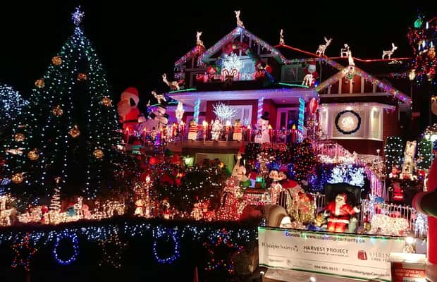 Image N°1 de Vancouver : Visite de Noël avec entrée au festival des lumières activité à Vancouver, publiée par le prestataire